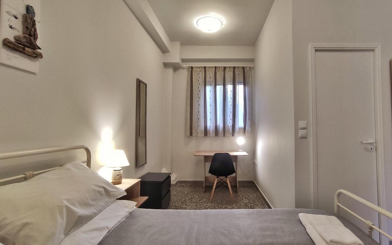 Appartement Garnet 1 à Kalamata Extérieur photo