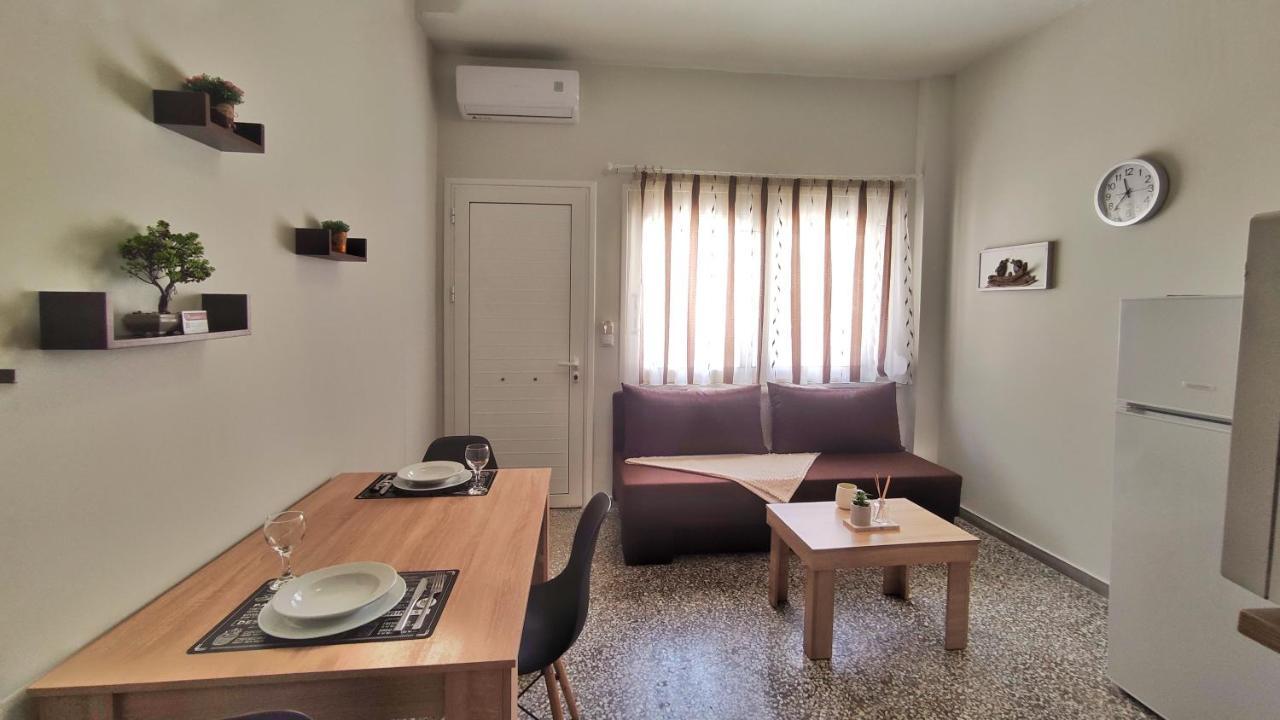 Appartement Garnet 1 à Kalamata Extérieur photo